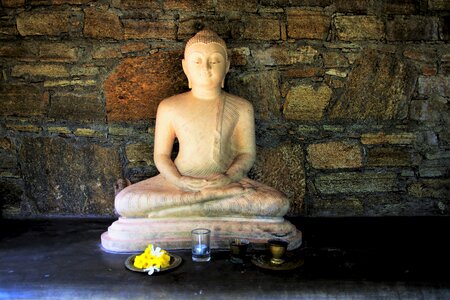 Stone lake dusia buddha photo