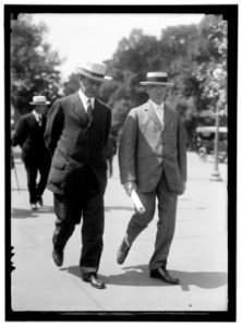 LOVETT, ROBERT SCOTT, PRESIDENT, UNION PACIFIC RAILWAY. LEFT, WITH DANIEL WILLARD LCCN2016867468