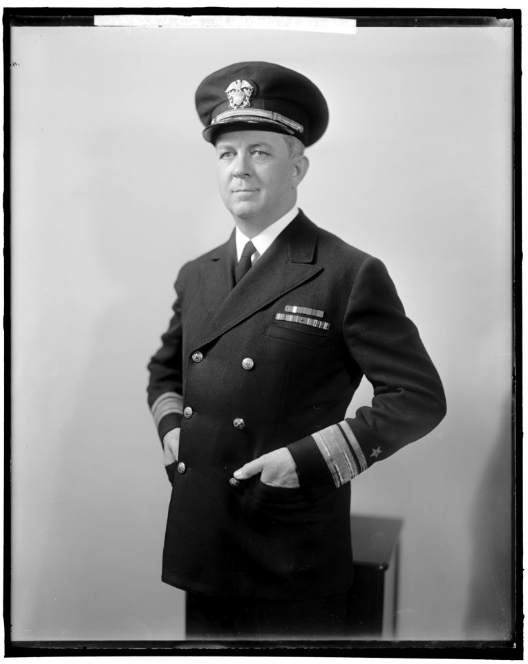 LOWE, F.L., ADMIRAL LCCN2016862227