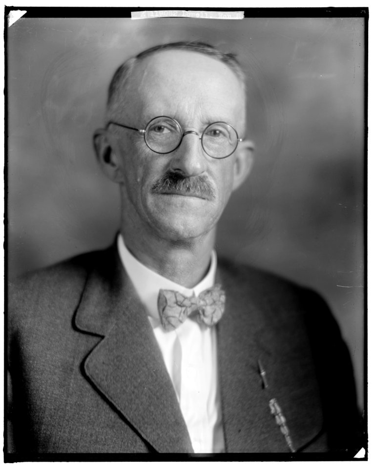 LOWELL, S. HONORABLE LCCN2016862474