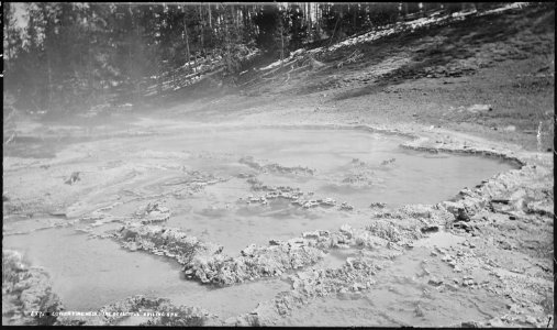 Lower Fire Hole, the beautiful Boiling Spring. Yellowstone National Park. - NARA - 517158