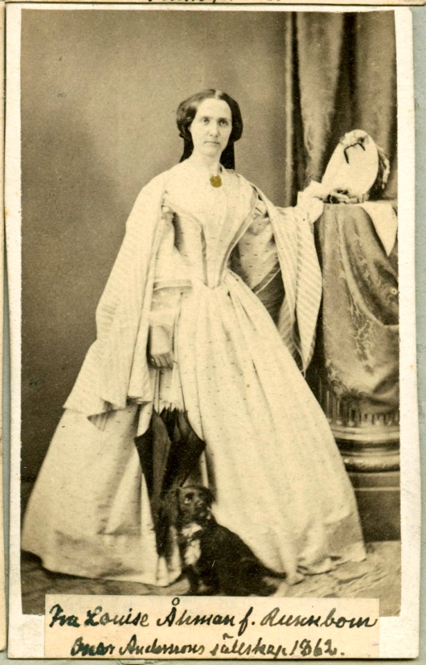 Louise Åhman, porträtt - SMV - H9 078