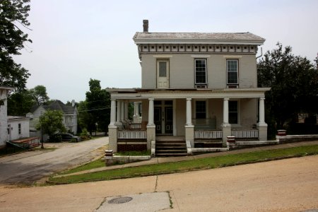 Louisiana, Missouri Mansion (27978529097) photo