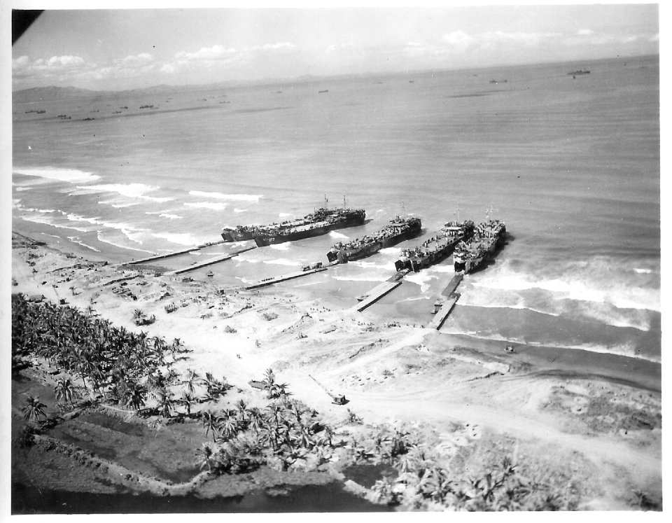 LST-917 Lingayen Gulf January 1945