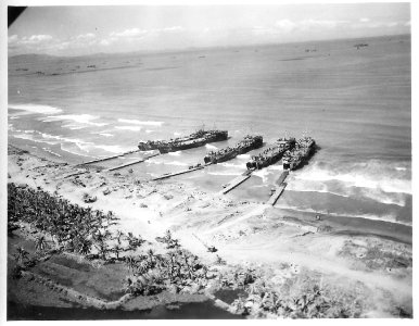 LST-917 Lingayen Gulf January 1945