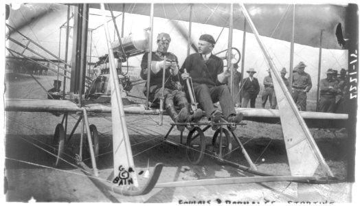 Lt. Benjamin Foulois and Philip O. Parmalee LCCN2002721537