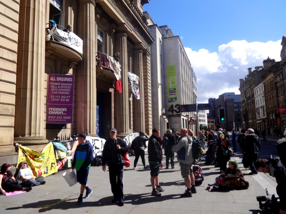 Love Activists BoE Occupation, Liverpool 29 April 2015 (9)
