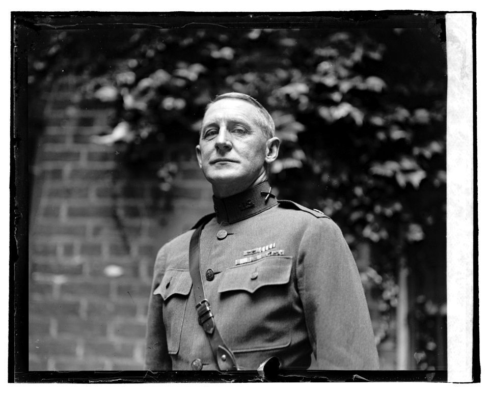 Lt. Col. E.R.W. McCabe, (7-8-22) LOC npcc.06664
