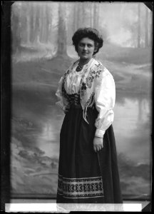 Louise Wahlberg as Margit in Morkullan at Folkteatern 1907 - SMV - GV005