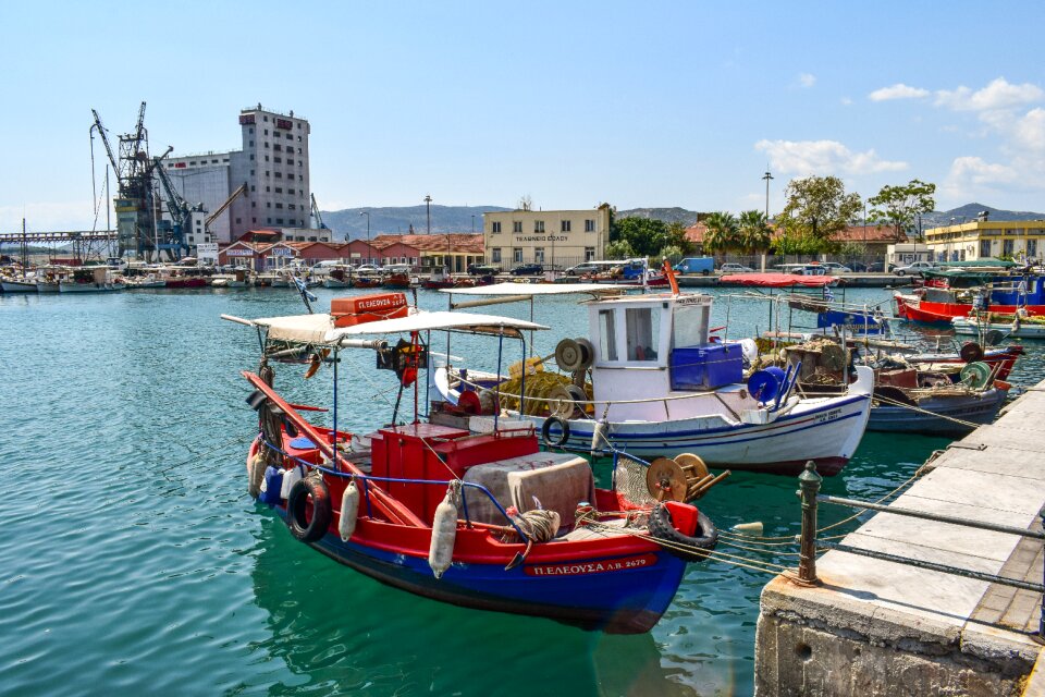 Sea dock town