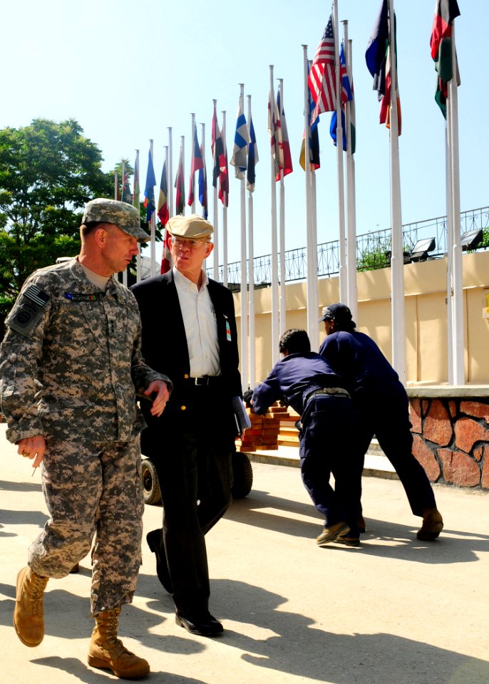 Lt. Gen. William Caldwell talks with Ronald E. Neumann (4588780770)