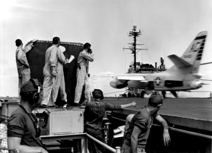 LSOs aboard USS Independence (CVA-62) 1959
