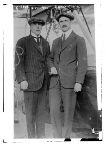 Lt. Porte and Glenn Curtiss LCCN2014695663