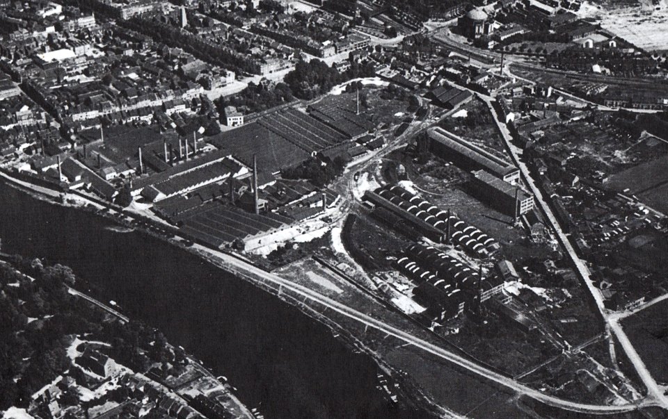 Luchtfoto Société Céramique, Maastricht, 1935 (crop1)