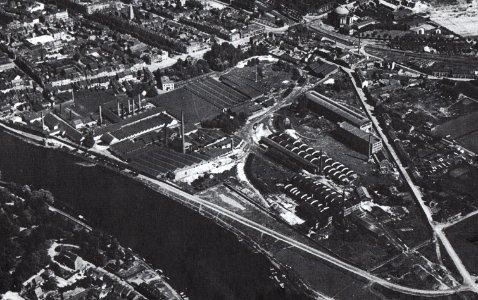Luchtfoto Société Céramique, Maastricht, 1935 (crop1)
