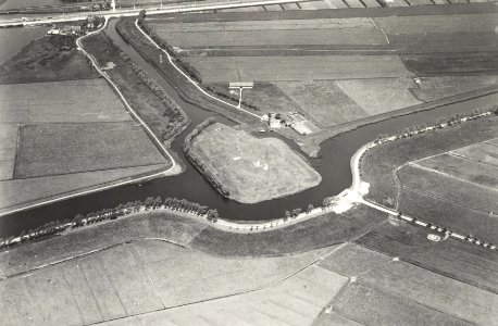 Luchtfoto van Fort De Liede