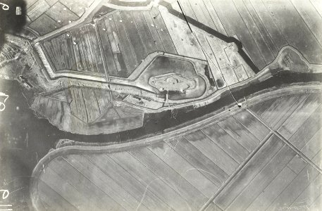 Luchtfoto van Fort Benoorden Spaarndam