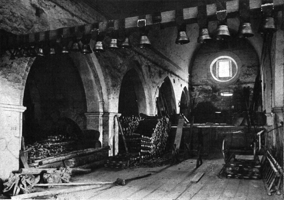 Lucien Bégule - L'abbaye de Fontenay et l'architecture cistercienne page 125-2
