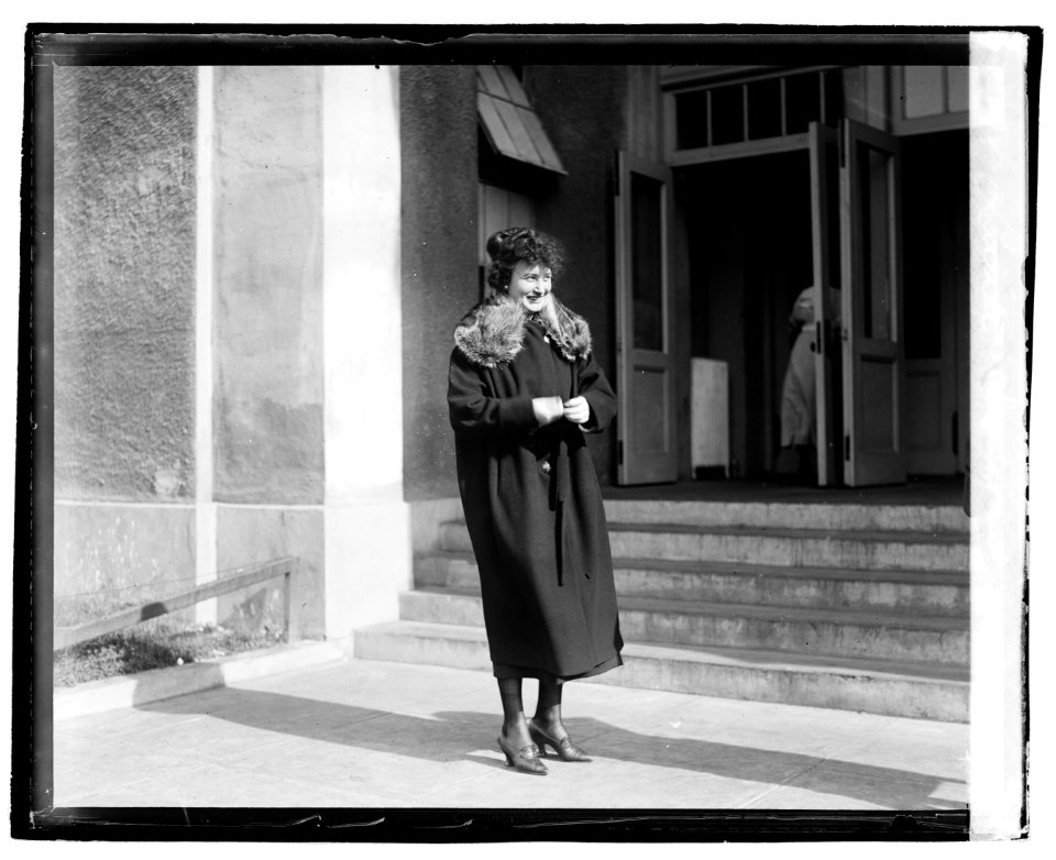 Lucile Donovan LCCN2016829127