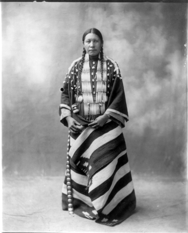 Lucy Red Cloud LCCN2004679593