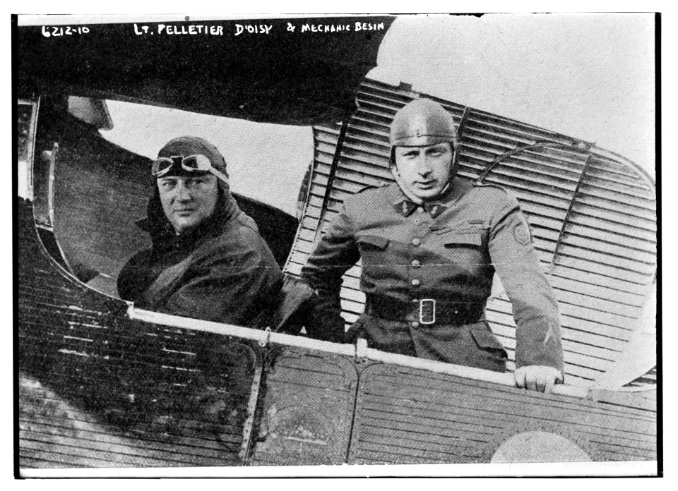 Lt. Pelletier D'Oisy & Mechanic Besin LCCN2014717351