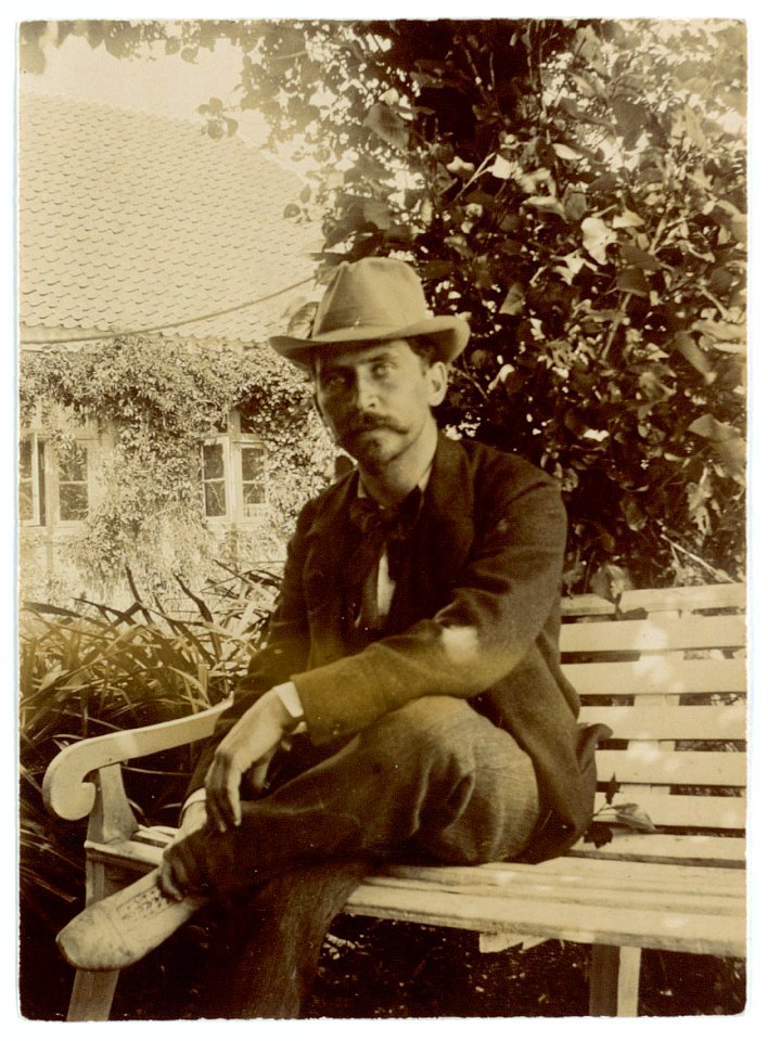 Ludvig Mylius-Erichsen outdoor