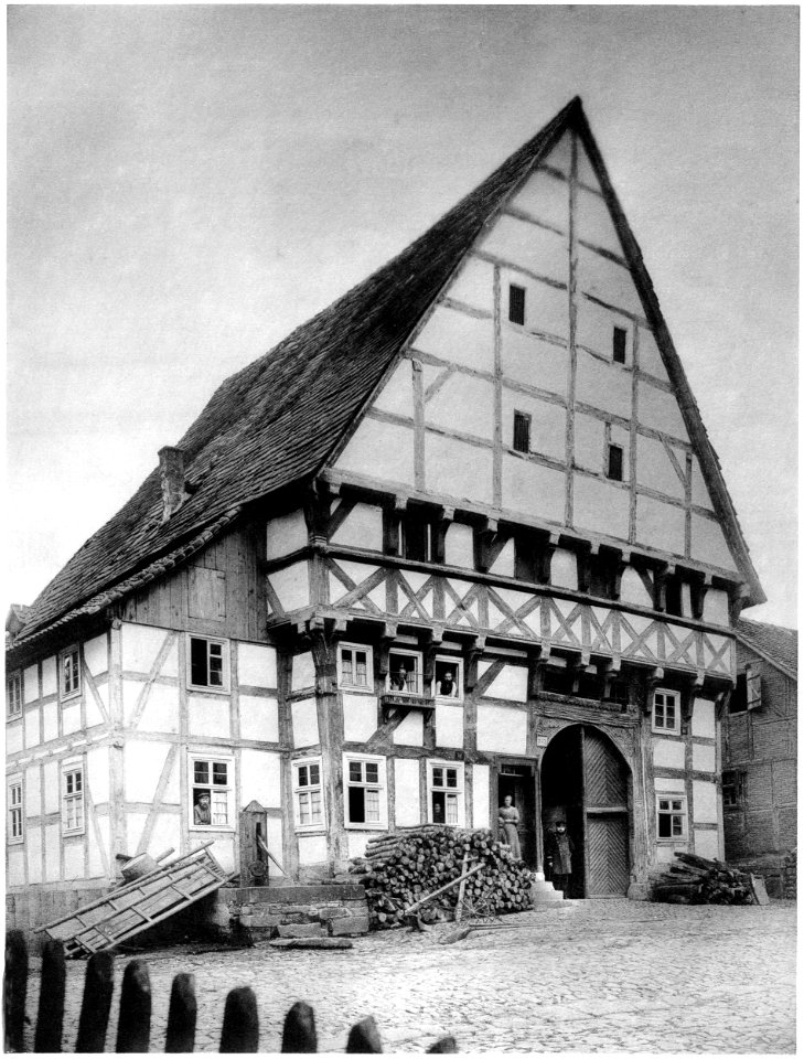 Ludwig Bickell-Hessische Holzbauten-Heft 01-1887-021-Grebenstein Neustadt Nr 257 c 1480 Hausthor und Umbau des Innern 1606