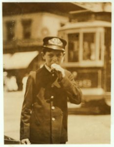 Lunch Time, 14th St., N.Y. LOC nclc.03698