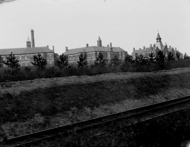 Lunatic Asylum, Caerleon Rd, Newport (4641219) photo