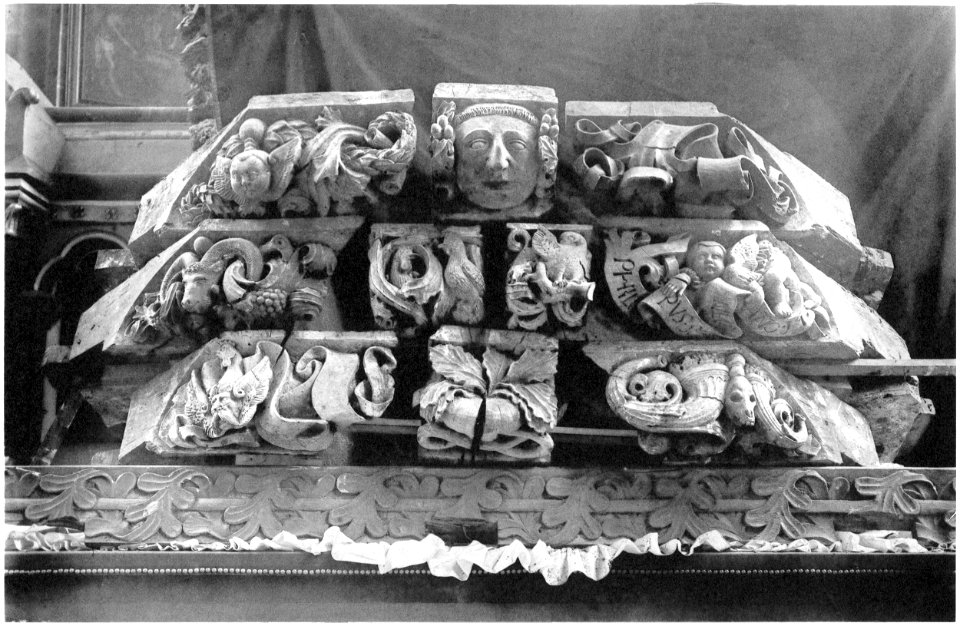 Ludwig Bickell-Hessische Holzbauten-Heft 02 03-1891-014-Frankenberg Balkenkoepfe d ehemal Emporen in der Stadtkirche geschnitten von Philipp Soldan daselbst 1527