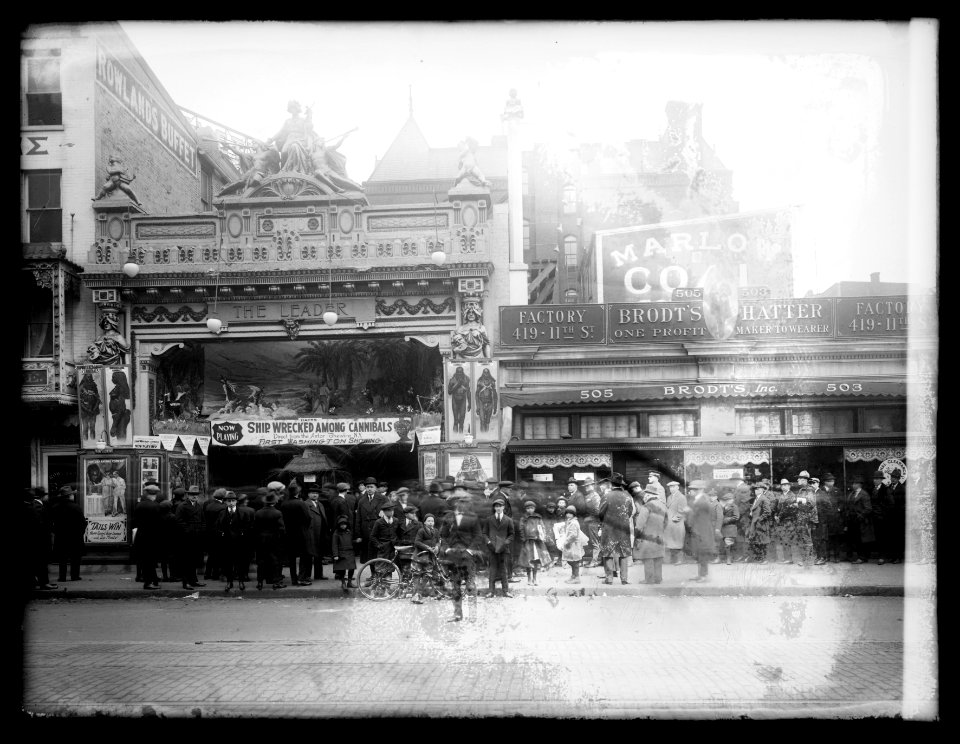 Lust's Leader Theater, (Washington, D.C.) LCCN2016823576