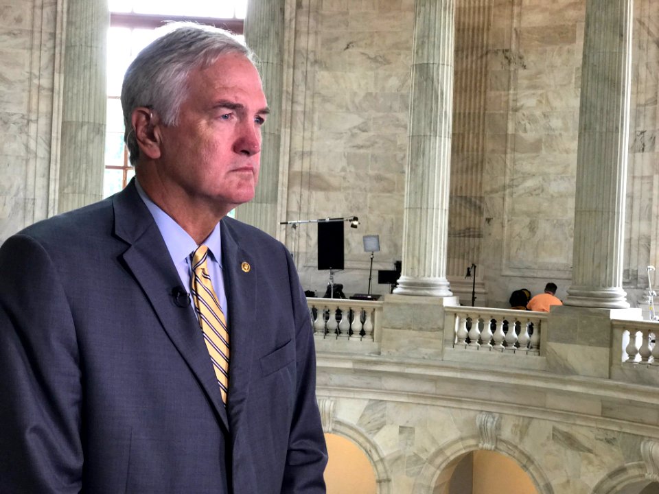 Luther Strange on Fox News Happening Now to talk about efforts to repeal the Patient Protection and Affordable Healthcare Act DEoklDbXcAAqS3a.jpg-large