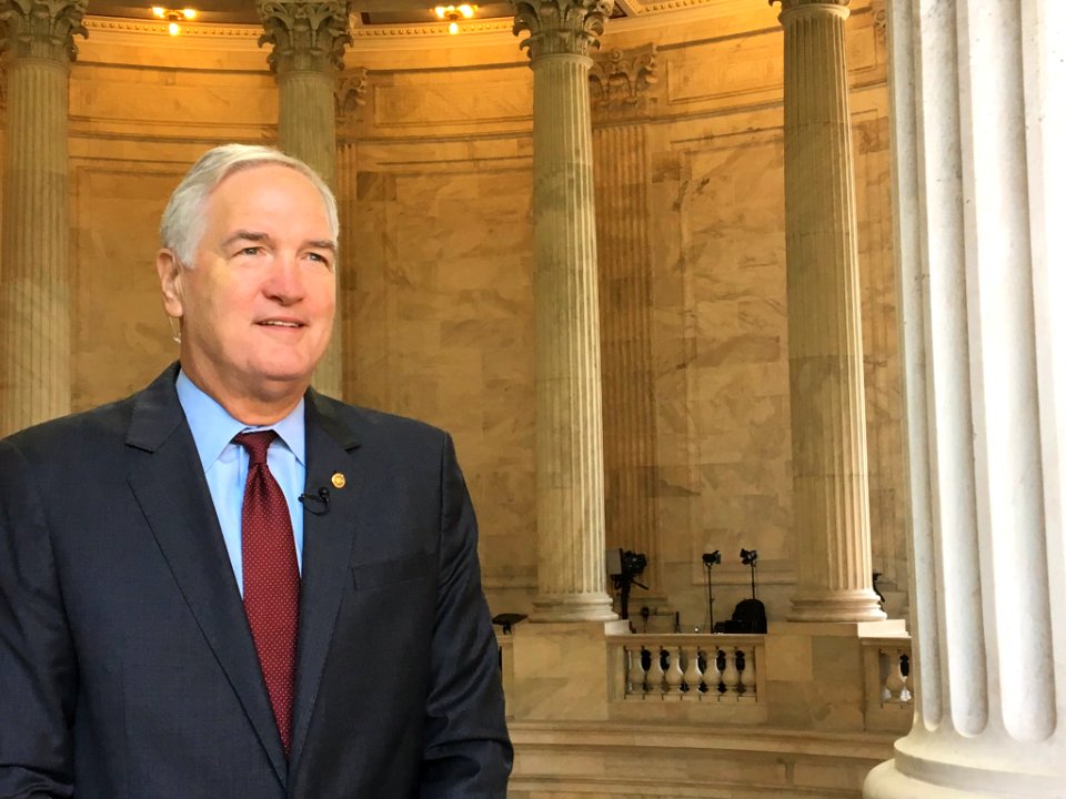 Luther Strange talking about healthcare on Varney & Co. DFLsbnqXUAEw 8W.jpg-large