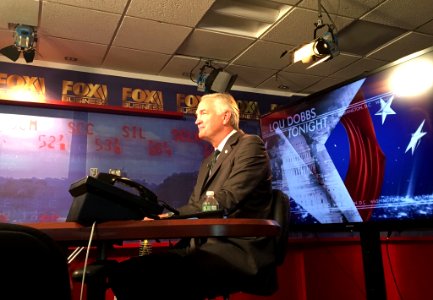 Luther Strange on Lou Dobbs Tonight DAEKaeTUIAMZVgP.jpg-large