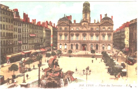 Lyon - Place de Terreaux (1)