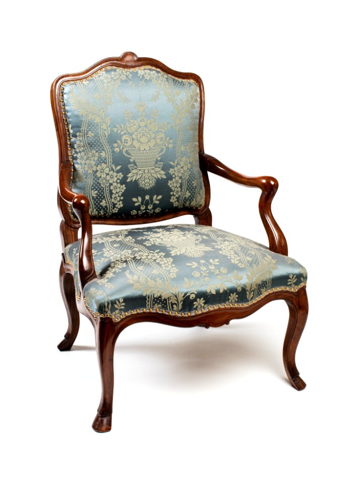 Länstol, del av möbelgrupp, 1700-tal - Hallwylska museet - 109822 photo