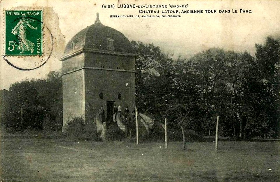 Lussac (Gironde) - château Latour 2