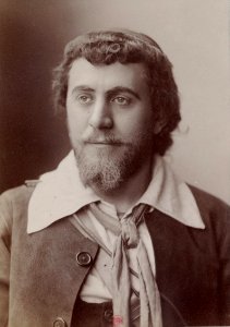 LéonBrémontNadar1900