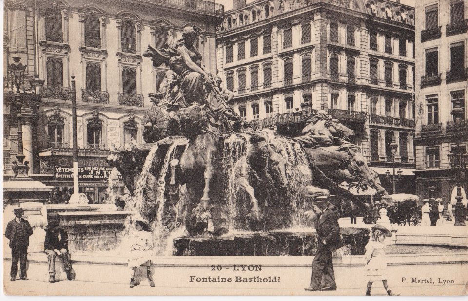 Lyon - Fontaine Bartholdi (CP Martel)