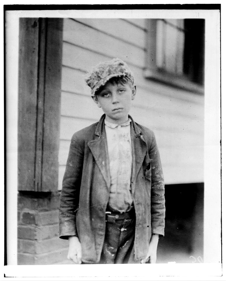 Luther Dories. Been doffing some months in Spinning Room -2. Massachusetts Mills, Lindale, Ga. Said 12 years old, but very doubtful. Father and brother work. LOC nclc.05341