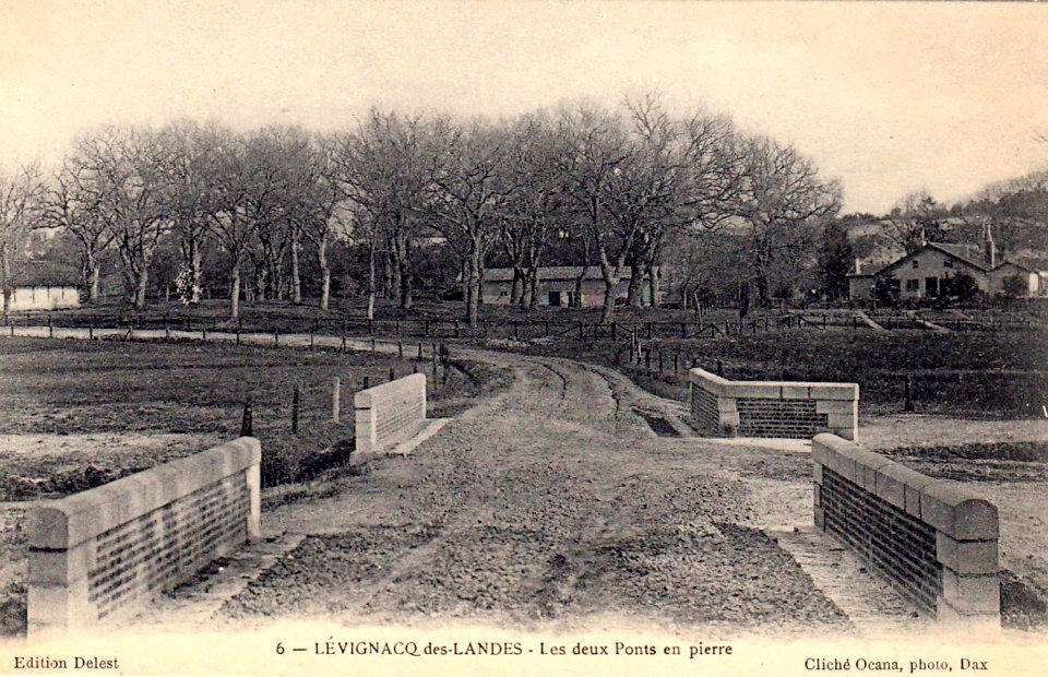 Lévignacq - Les deux ponts de pierre