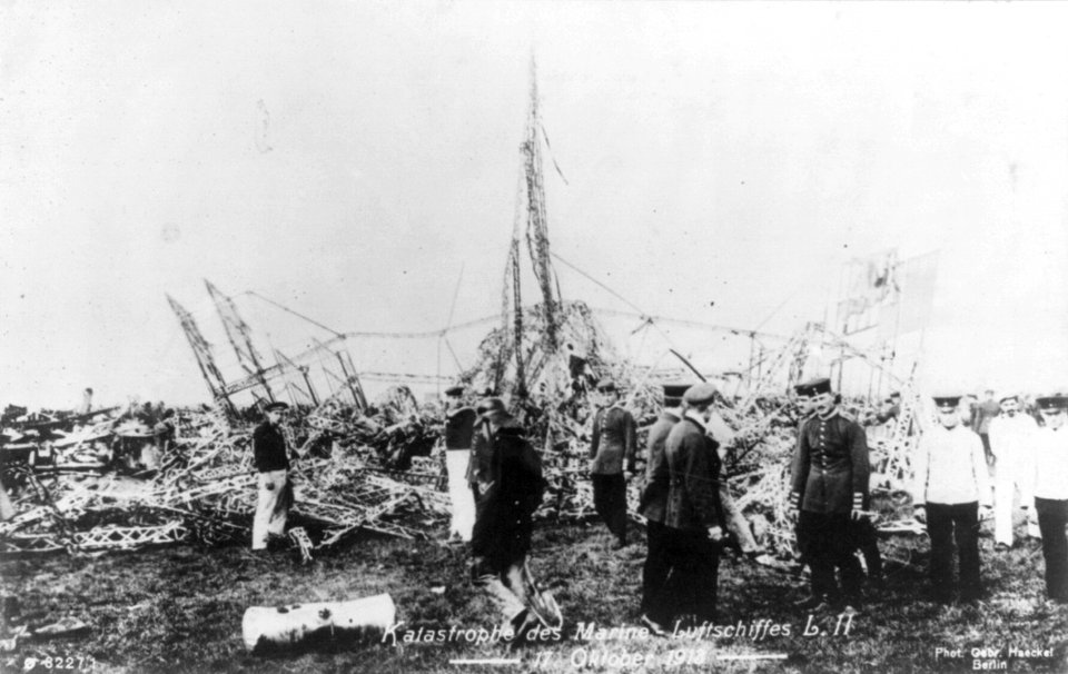 LZ 18 wreck1 17Oct1913