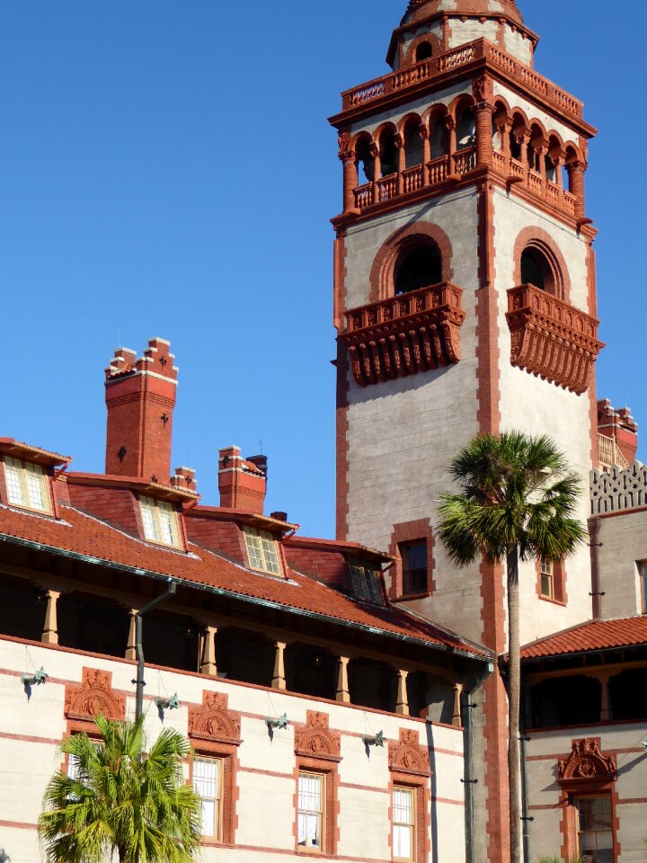 Building tower architecture