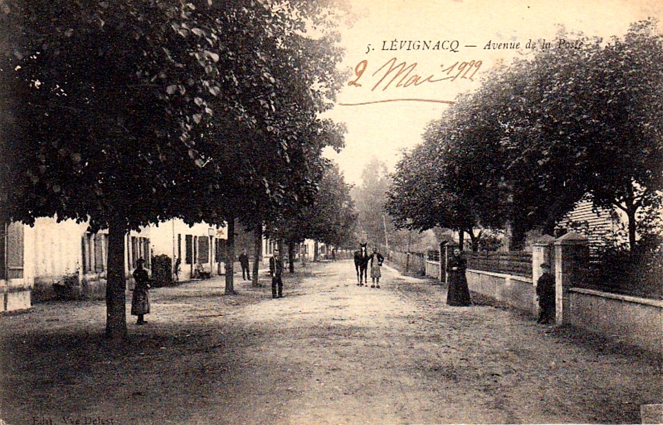 Lévignacq - Avenue de la Poste 1
