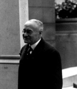 M. Pierre Mille - (photographie de presse) - Agence Meurisse
