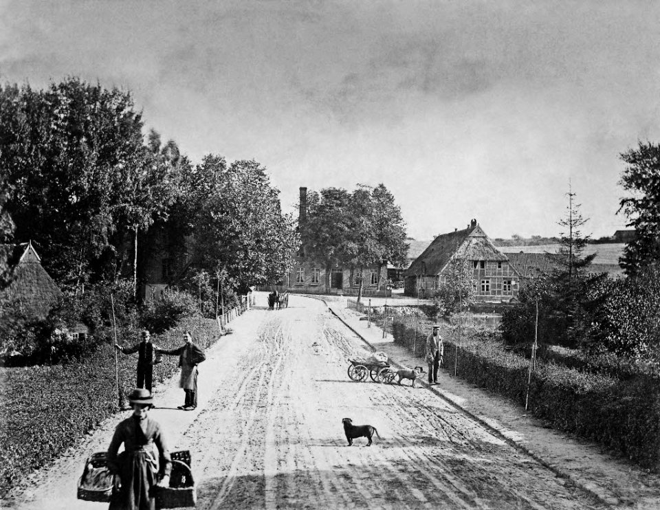Lübecker Chaussee (Kiel 44.919)