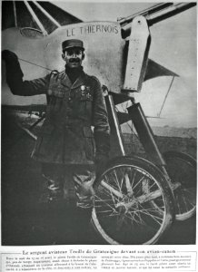 M 129 15 Farman avec canon Treille de Granseigne