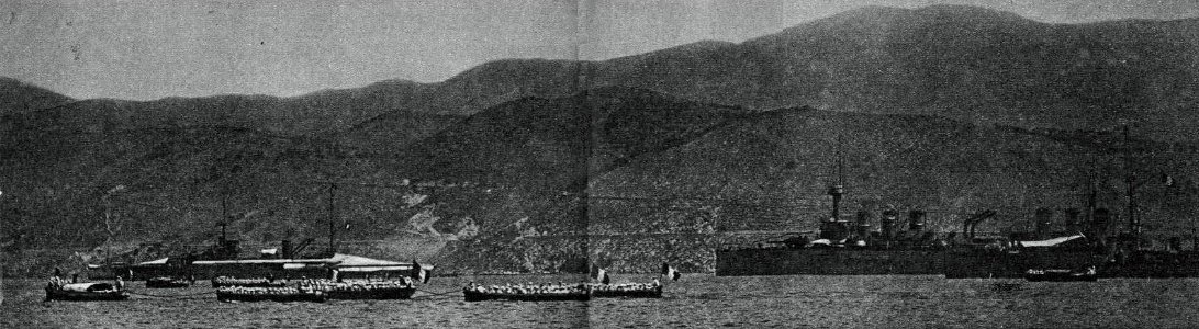 M 148 9 descente à terre des marins