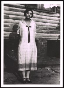 Mabel Champion, full-length portrait, facing front LCCN2015650455