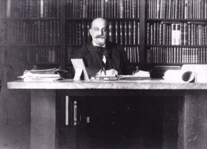 Léon Nafilyan
